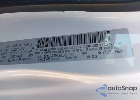 2017 Jeep Wrangler Unlimited Rubicon Recon 4X4 from USA, damaged, VIN 1C4BJWFG9HL695361